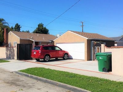 901 N Raitt St, Santa Ana, CA, 92703