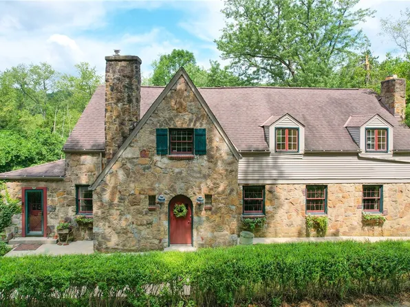 715 Old Mill Rd, Pittsburgh, PA 15238