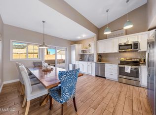 7198 W Rivulet Dr, Tucson, AZ 85743