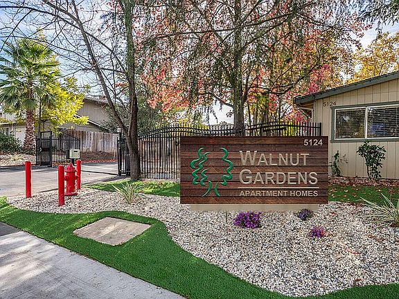 2nd image of 5124 Gibbons Dr #5
