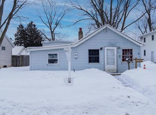 912 S 6th St, Dekalb, IL 60115