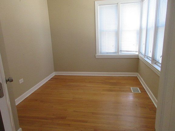 4th image of 12123 S Lafayette Ave