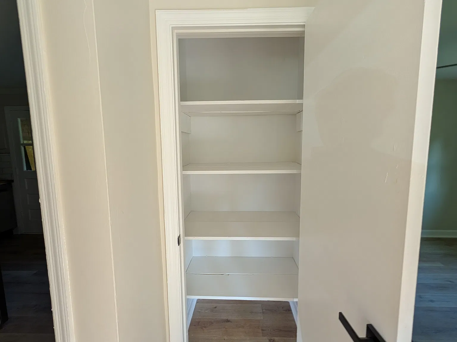 2 bed, $1,000 — Photo 4