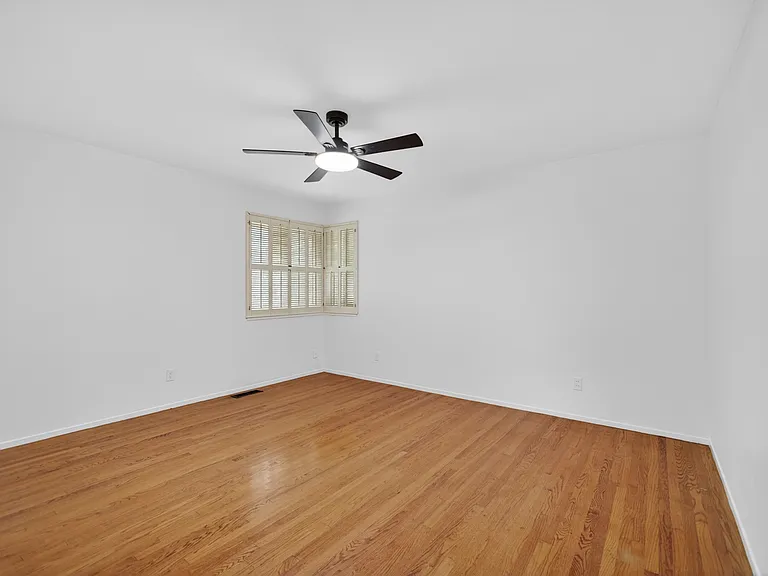5940 Gloria Dr #0 — Photo 23