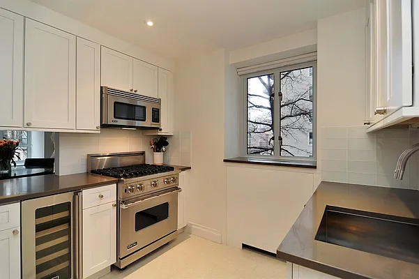 Sold by Corcoran | media 35