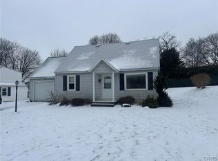 3 Wills Dr, New Hartford, NY 13413
