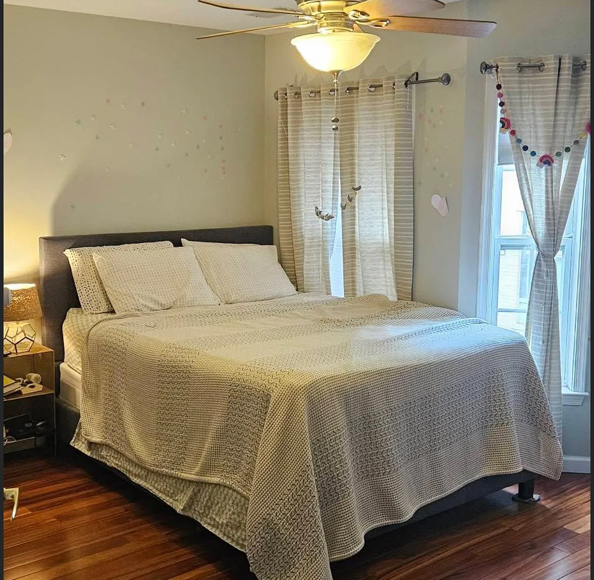 2 bed, 2.5 bath, 1500 sqft, $3,300 — Photo 4