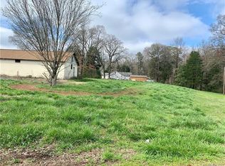 7512 Beatties Ford Rd, Charlotte, NC 28216