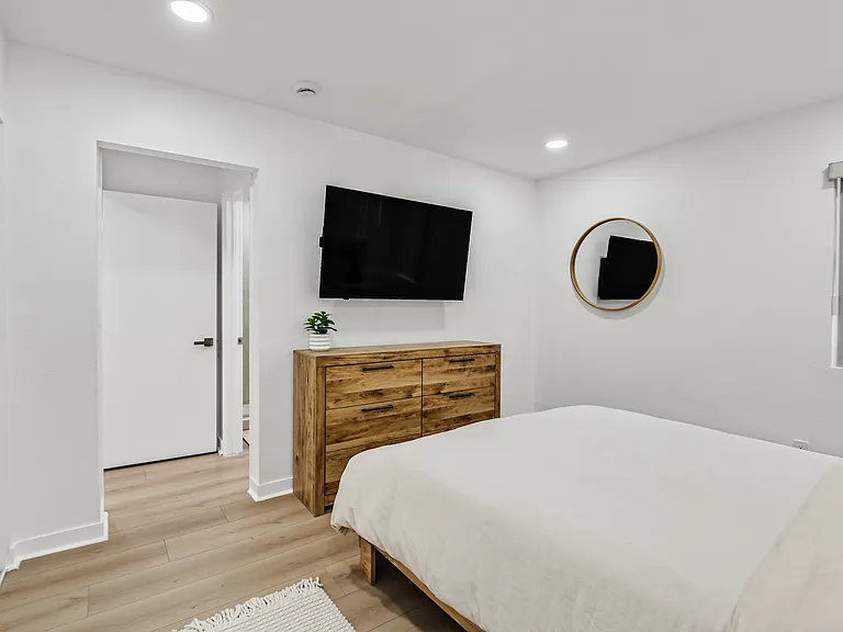 572 Macbrey Dr — Photo 14