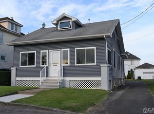 6 Cecelia St, Sayreville, NJ 08872