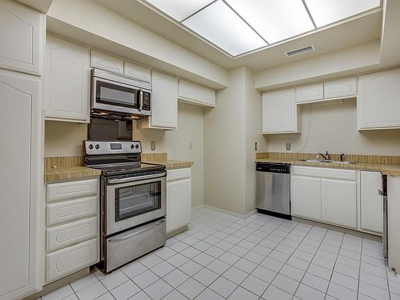 3rd image of 5200 Keller Springs Rd APT 426