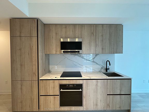 3rd image of 127 Broadway Ave #3305