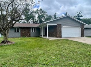 60 Spruce St, Morton, IL 61550