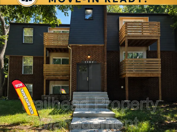 1107 W 40th St APT 1, Kansas City, MO 64111