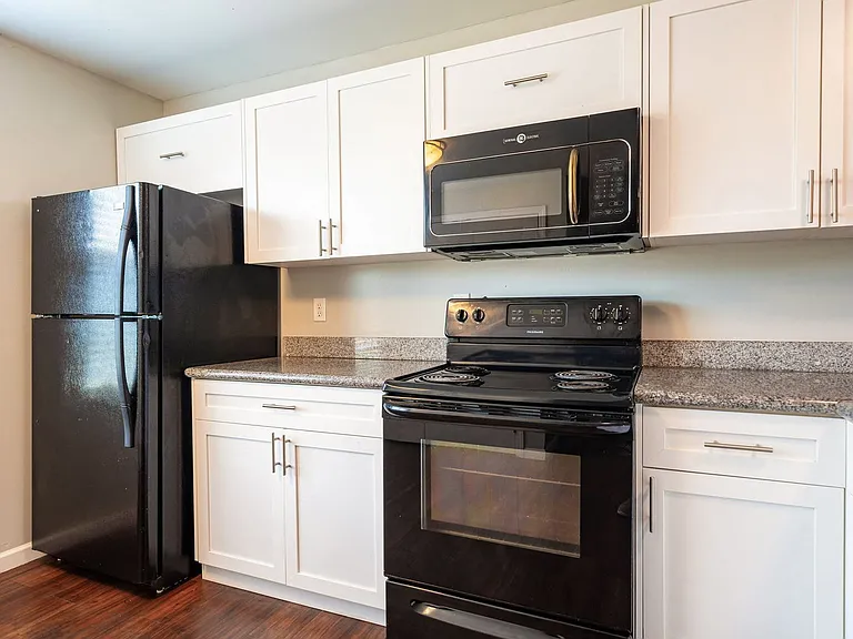 East Village Apartments — Photo 48