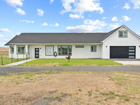 38230 Fitness Ln E, Davenport, WA 99122