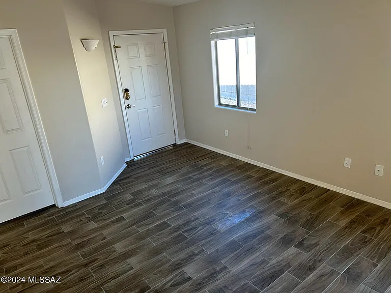 12822 E Red Iron Trl — Photo 2