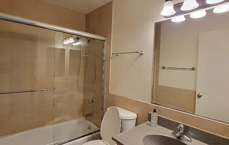 6533 Geary Blvd #1 — Photo 11