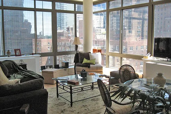 Rented by Corcoran | media 19