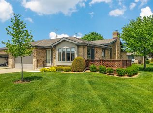 1830 Foxwood Dr, New Lenox, IL 60451