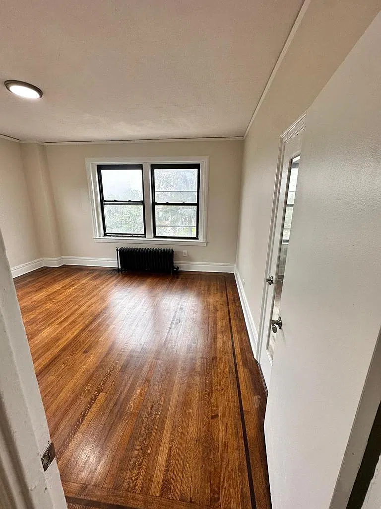 3 bed, $2,600 — Photo 4