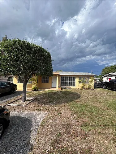 91 NE 6th Ct Photo 1