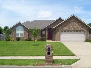 735 N Taylor Way, Nixa, MO 65714