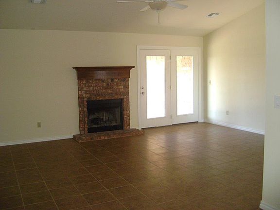 3rd image of 4414 SW Rolling Hills Dr