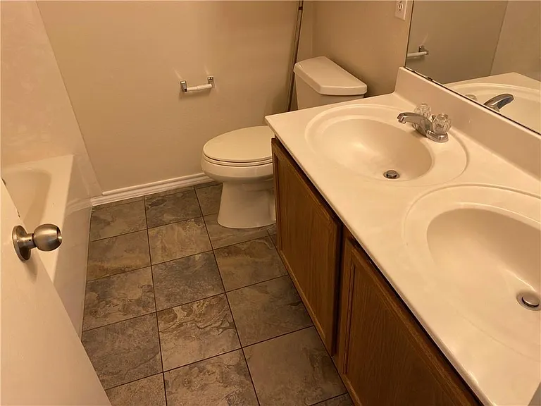 804 Sherry Dr — Photo 20