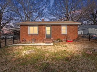 804 Blair St, Thomasville, NC 27360