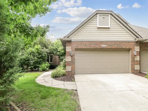 1069 Glen Oaks Dr, West Des Moines, IA 50266