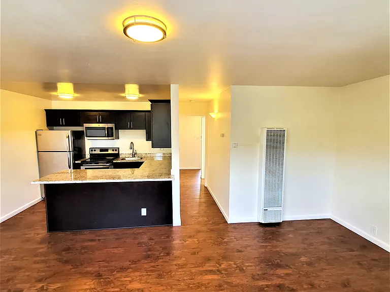 2500 Dana St #9 — Photo 5