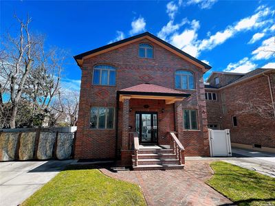 69-13 181st Street, Flushing, NY, 11365