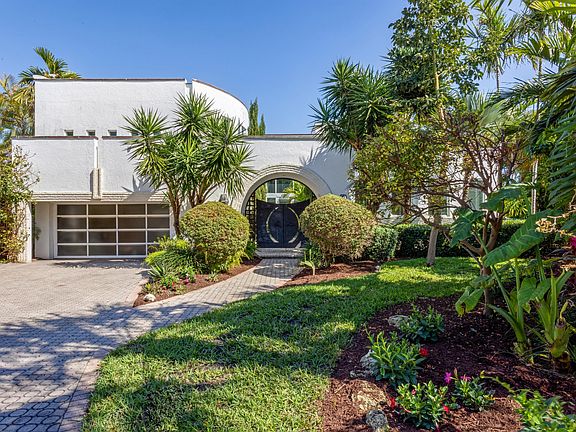 3rd image of 794 Staghorn Court