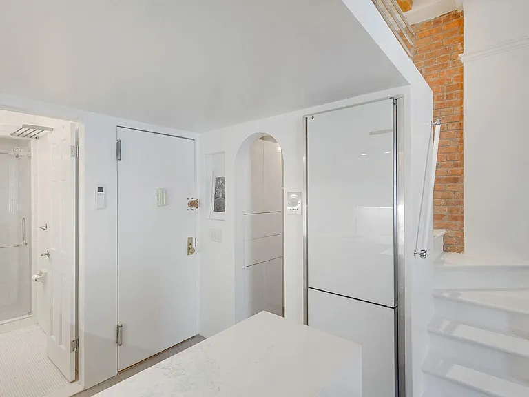 31 W 94th St #3B — Photo 6
