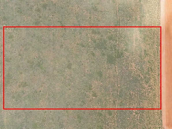 12 County Road 390, Seagraves, TX 79359