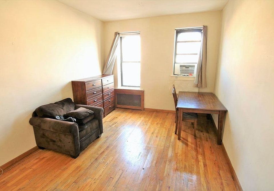 1st image of 118 W 83rd St APT 4B