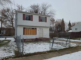 1060 W Kurtz Ave, Flint, MI 48505