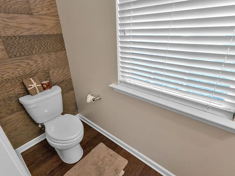 655 Silver Moss Dr — Photo 11