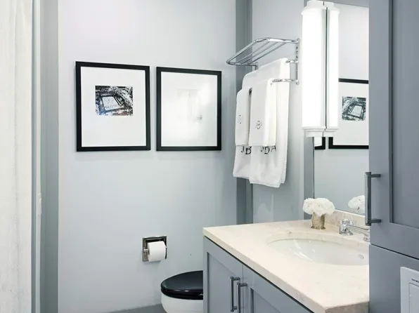 67 East 82nd Street image 13 of 25