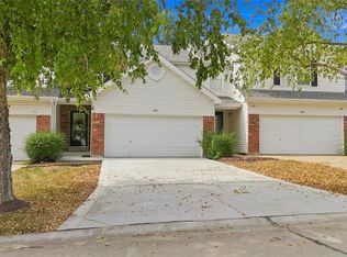 480 Flowering Magnolia Dr, O'Fallon, MO 63366