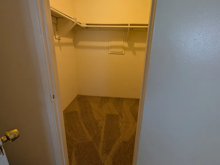 1054 S Magnolia Ave #8 — Photo 7