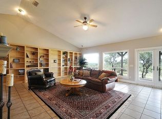 9001 Settlers Trl, Dripping Springs, TX 78620