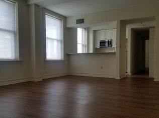 200 S 17th St #11B, Philadelphia, PA 19103