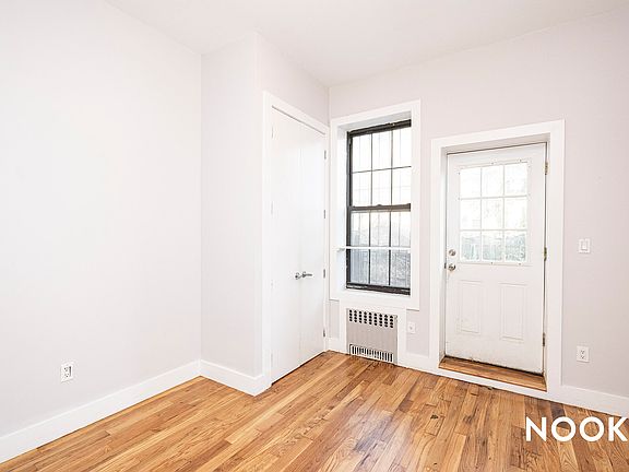 4th image of 320 Harman St APT 1L