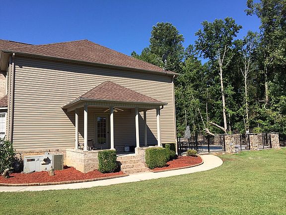 Side porch