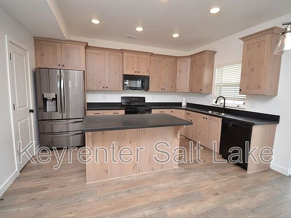 4th image of 4234 W Anasazi Park Ct