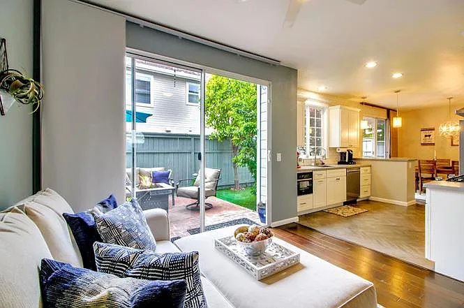 6043 Buffett Pl — Photo 12