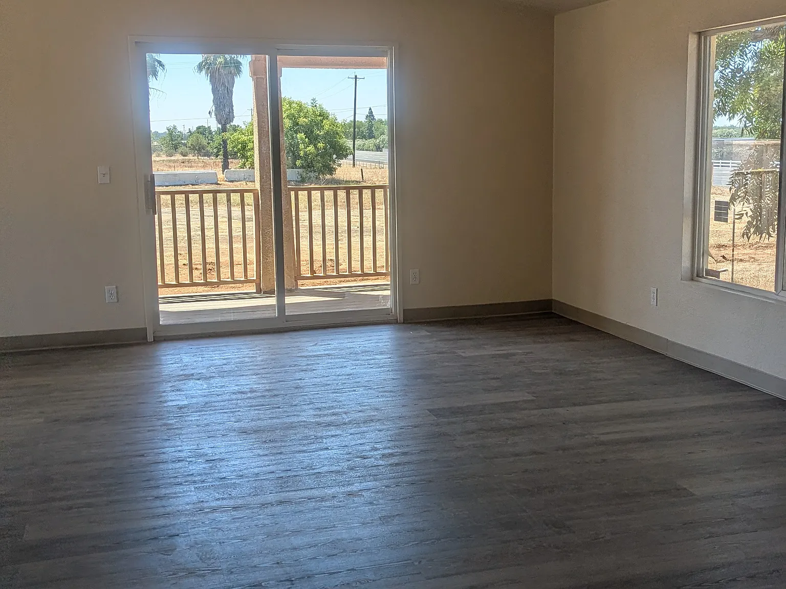 3 bed, 1500 sqft, $2,000 — Photo 3
