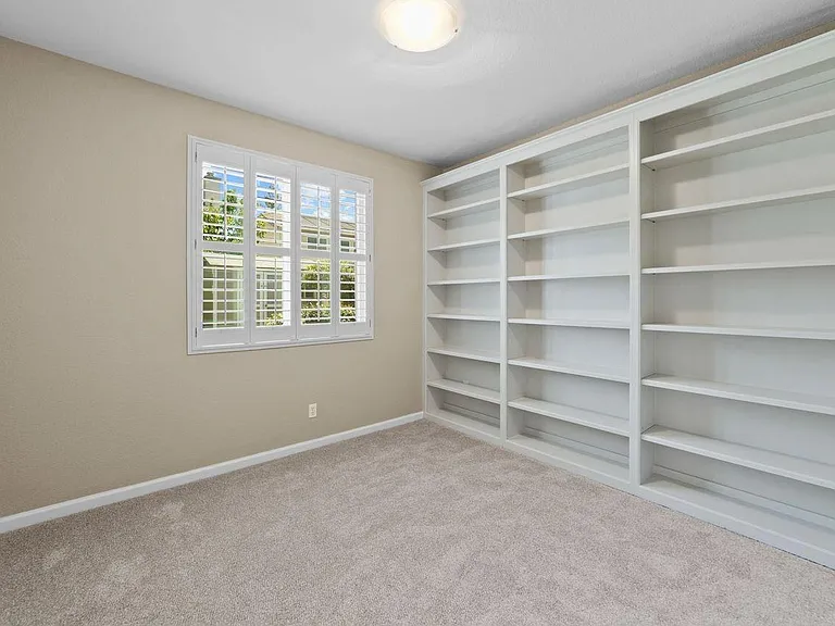 2312 Medallion Way — Photo 18